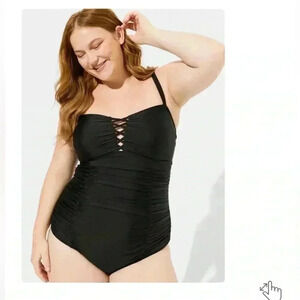 Slim Fix Wireless Lattice Front One Piece Swimsuit* please read details